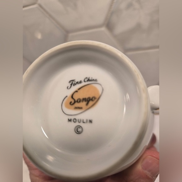 Vintage Sango Fine China Japan ‘Belaire’ Creamer Mid Century Gold Trim - Picture 4 of 4